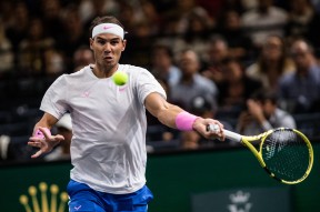 重返赛场引爆全场！，纳达尔意外战胜巴黎圣日耳曼再创辉煌时刻(1940环法自行车赛梗)