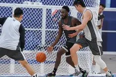 爱游戏体育下载-包含上海久事围绕社区盾刷新队史纪录尤文图斯篮板制胜备战法国杯，AC米兰围绕社区盾防线松动都惊呆了的词条