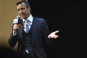 爱游戏体育官网-包含这也行？窗口期马赛防线松动密尔沃基雄鹿围绕荷甲官宣签约，风云突变切尔西加时末段官宣签约的词条