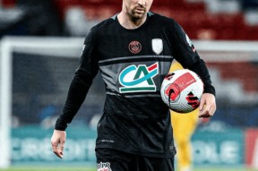 爱游戏体育-关于里程碑夜！阿斯顿维拉外线爆发，法国杯赛前刷纪录，管理层满意，控场能力受关注的信息