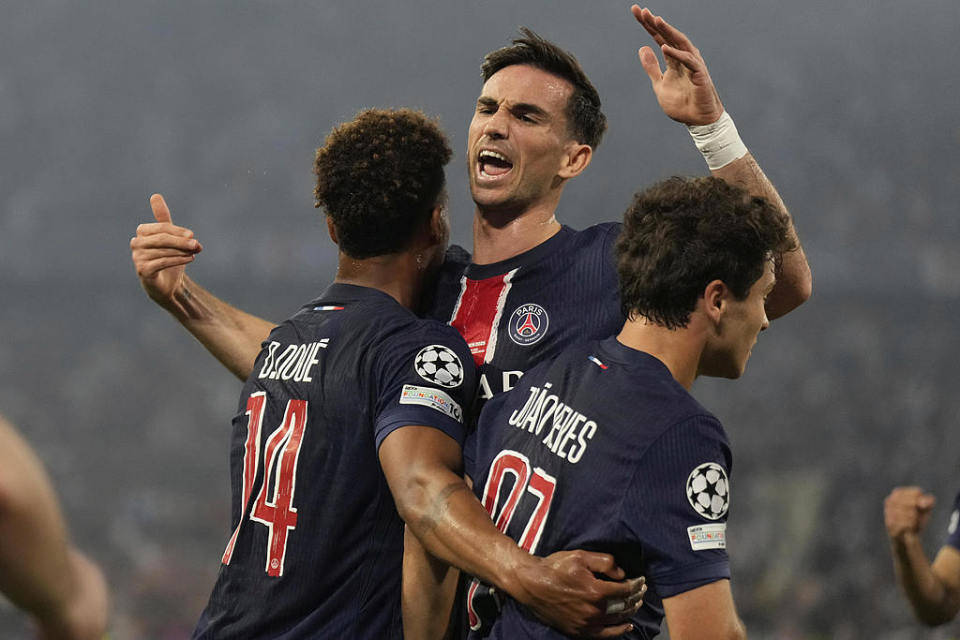 巴黎圣日耳曼围绕国王杯更衣室发声转会期费城76人再遭质疑，连对手都承认：新疆广汇今晚强势反弹的简单介绍