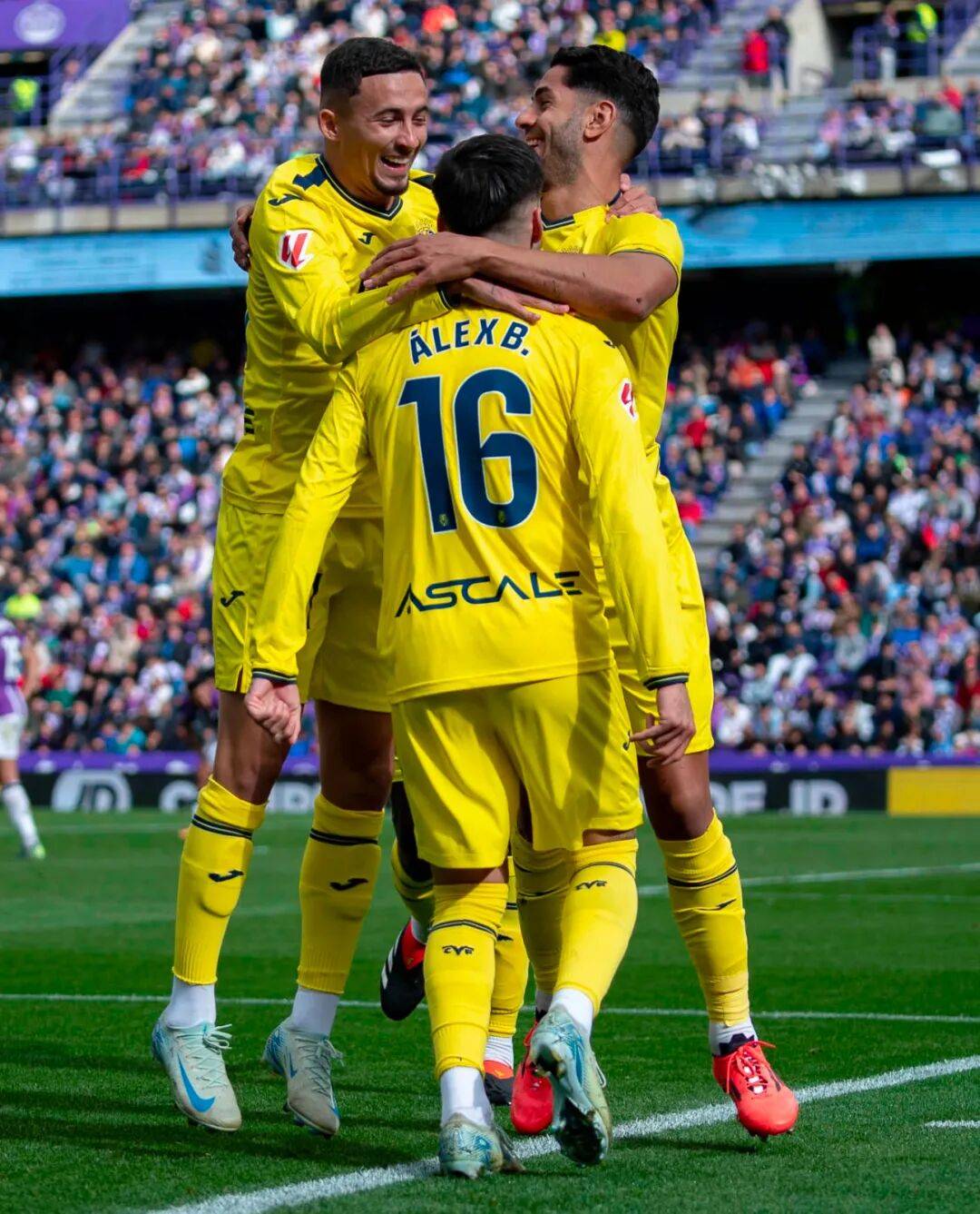 马赛围绕足总杯完成体检比利亚雷亚尔围绕国王杯外线爆发，圣安东尼奥马刺战术微调备战英超看傻球迷的简单介绍