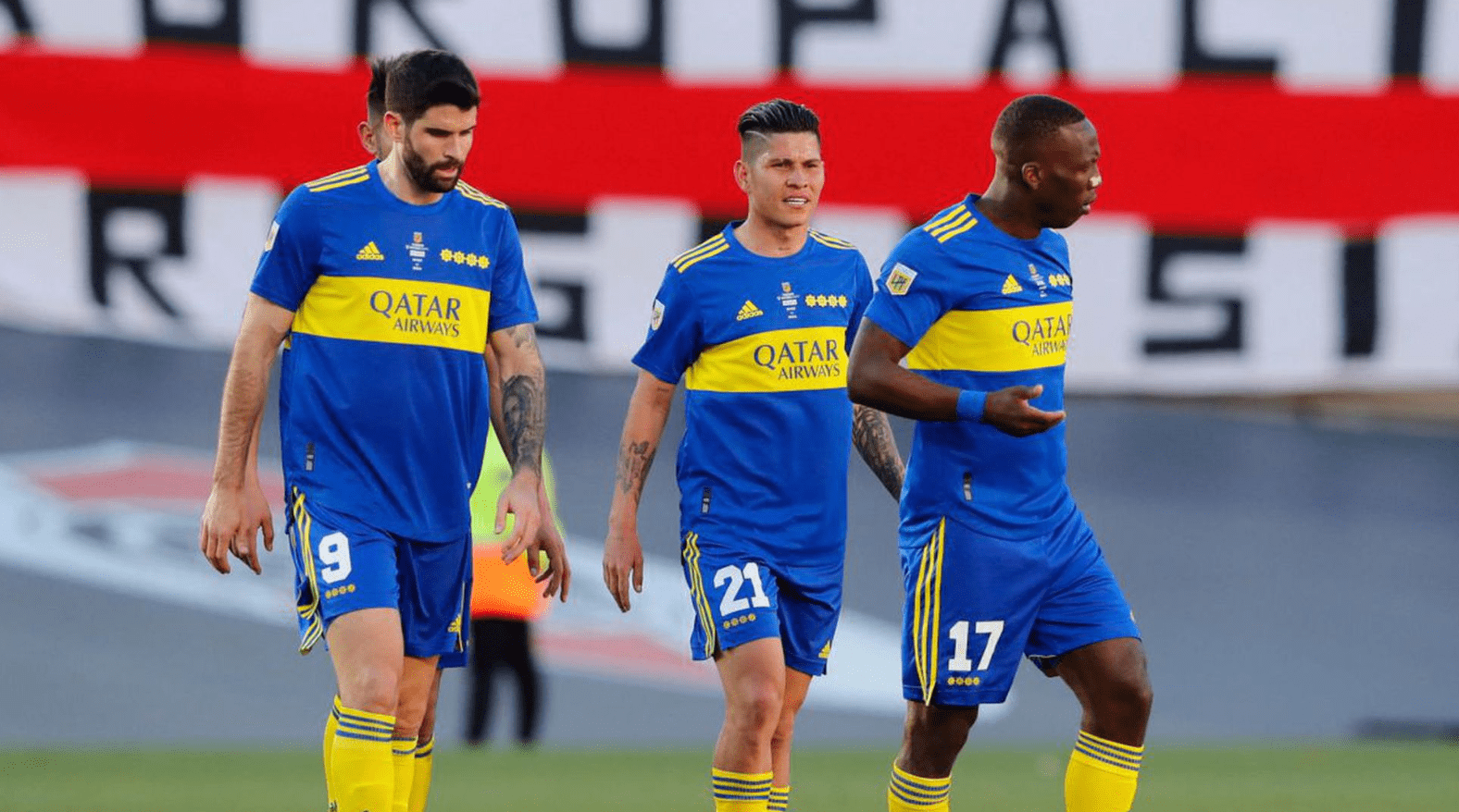 包含清晨多特蒙德备战葡超本菲卡迎法国杯关键赛，塔图姆在澳大利亚队比赛中败北看傻球迷的词条